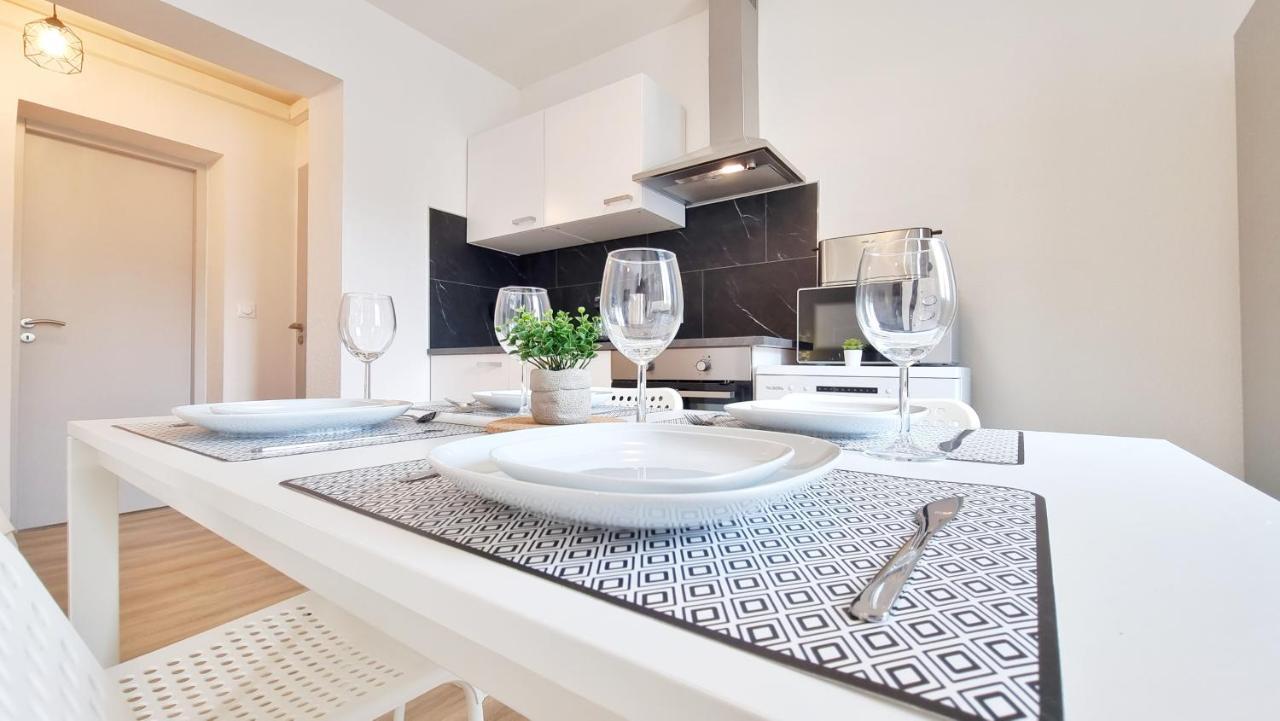 Chez Jm - Calme - Chic - Fibre - Relax Bnb Mulhouse Exterior foto