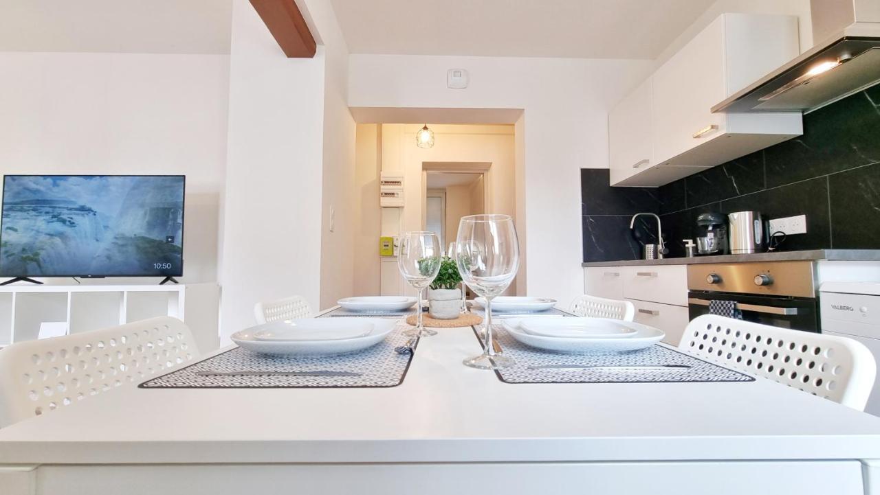 Chez Jm - Calme - Chic - Fibre - Relax Bnb Mulhouse Exterior foto